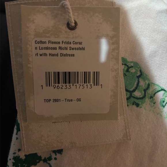 Magnolia Pearl White Sweatshirt with Green Frida Design Pristine Cond Tags inc - Picture 6 of 6